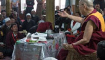 धार्मिक सद्भाव पर बल देते हुए तीर्थयात्रा