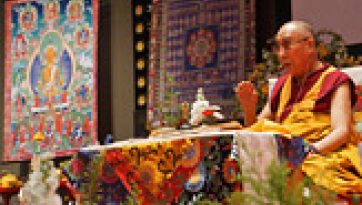 कोयासन में वैरोचन - अभिसम्बोधि दीक्षा