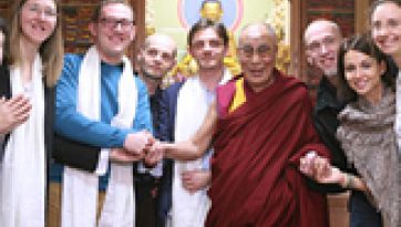 चिली जीव विज्ञानी और रूसी पत्रकारों के साथ वार्तालाप नई दिल्ली, भारत - २० दिसम्बर, २०१३