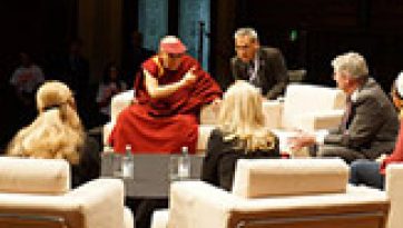 युवा चित्तों का सम्मेलन लोव्स एंड फिशस फ्री रेस्तरॉ और वेस्टमीड़ अस्पताल का दौरा